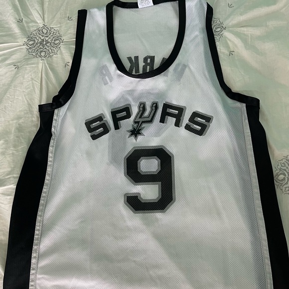 Spurs Basketball Jersey - Picture 1 of 3